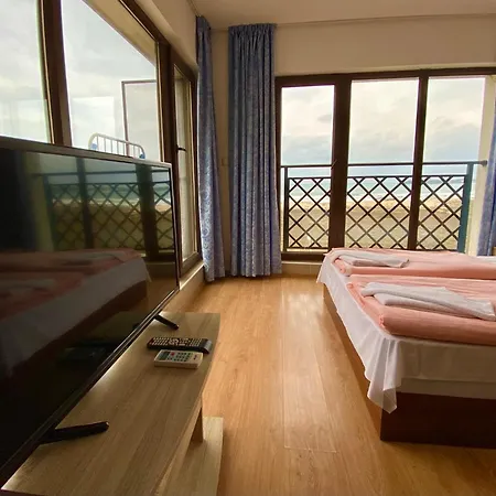 Teos Lejlighedshotel *
