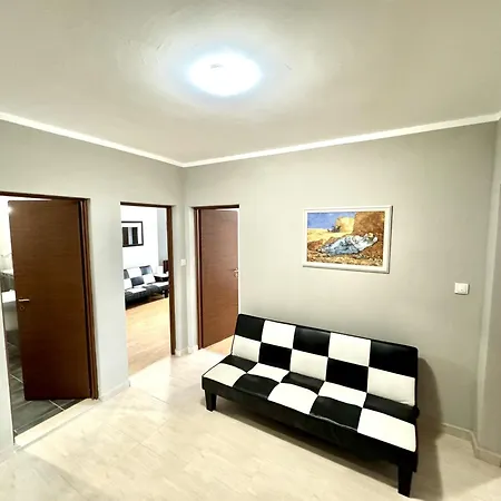 Teos Lejlighedshotel *