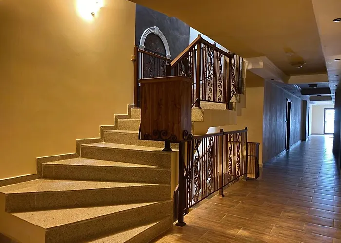 Ξενοδοχείο με διαμερίσματα Teos