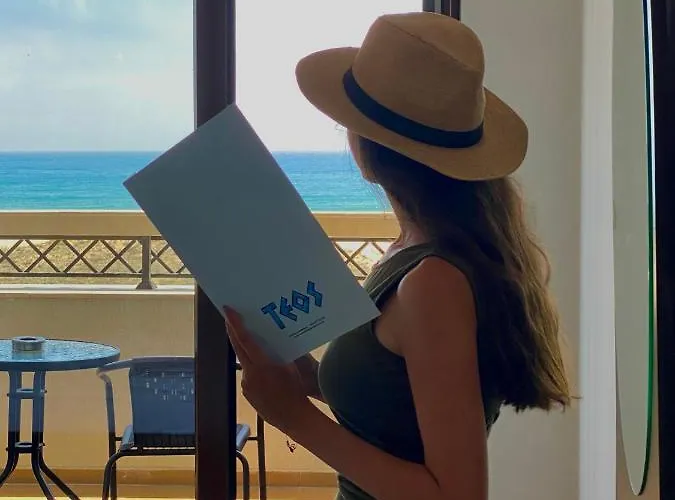 Teos Ξενοδοχείο με διαμερίσματα 4*