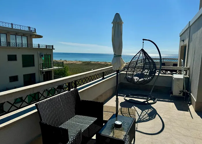 Ξενοδοχείο με διαμερίσματα Teos Πριμόρσκο